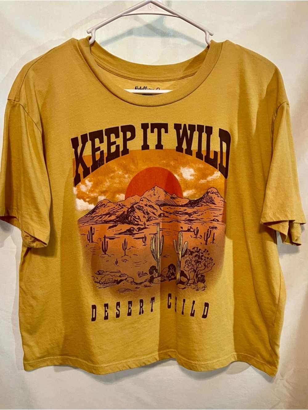 Rebellious One Graphic T- Keep It Wild Desert Child Size L‎